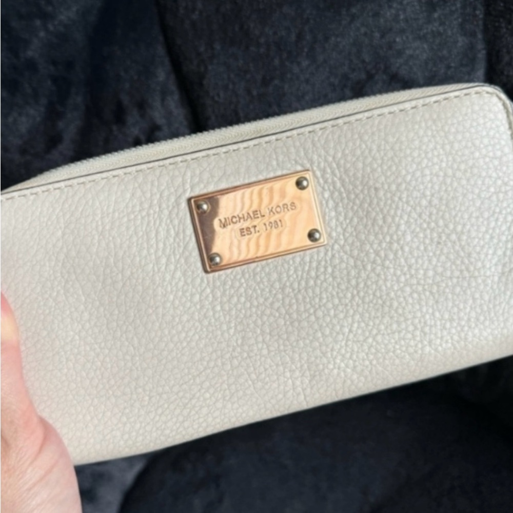Michael Kors Cream Pebbled Leather Wallet with Zip-Around Closure